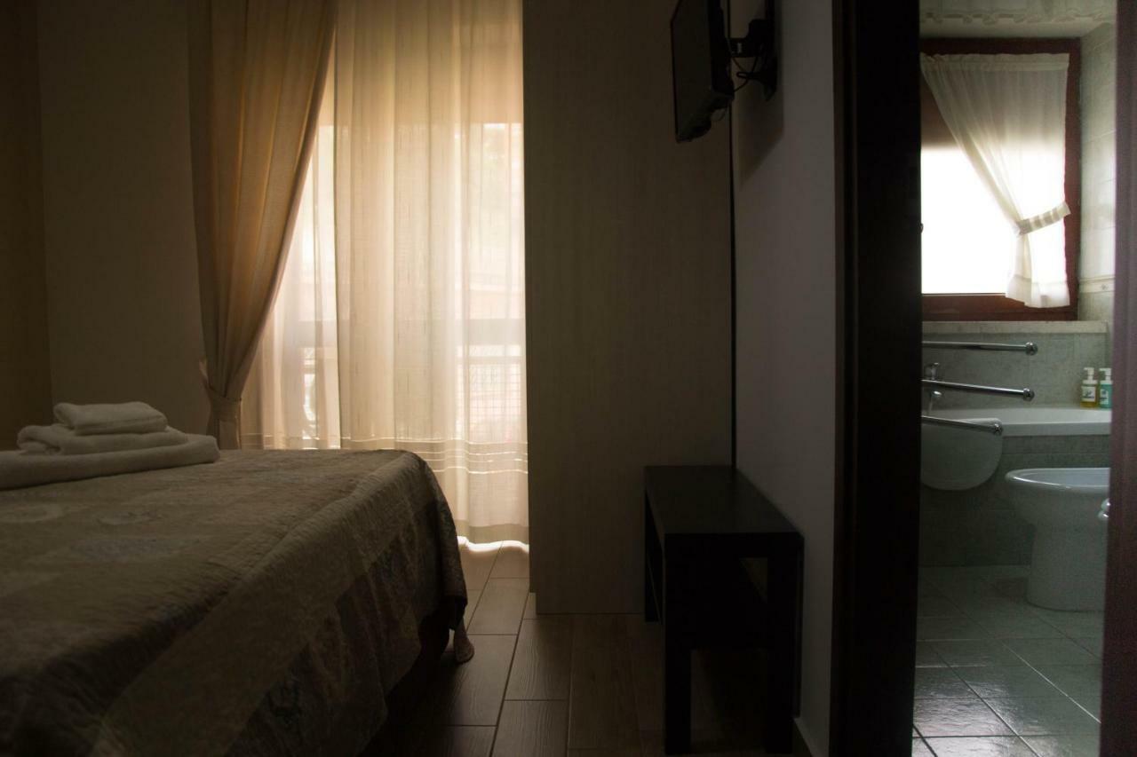 Mary'S House Bed & Breakfast Naples Luaran gambar